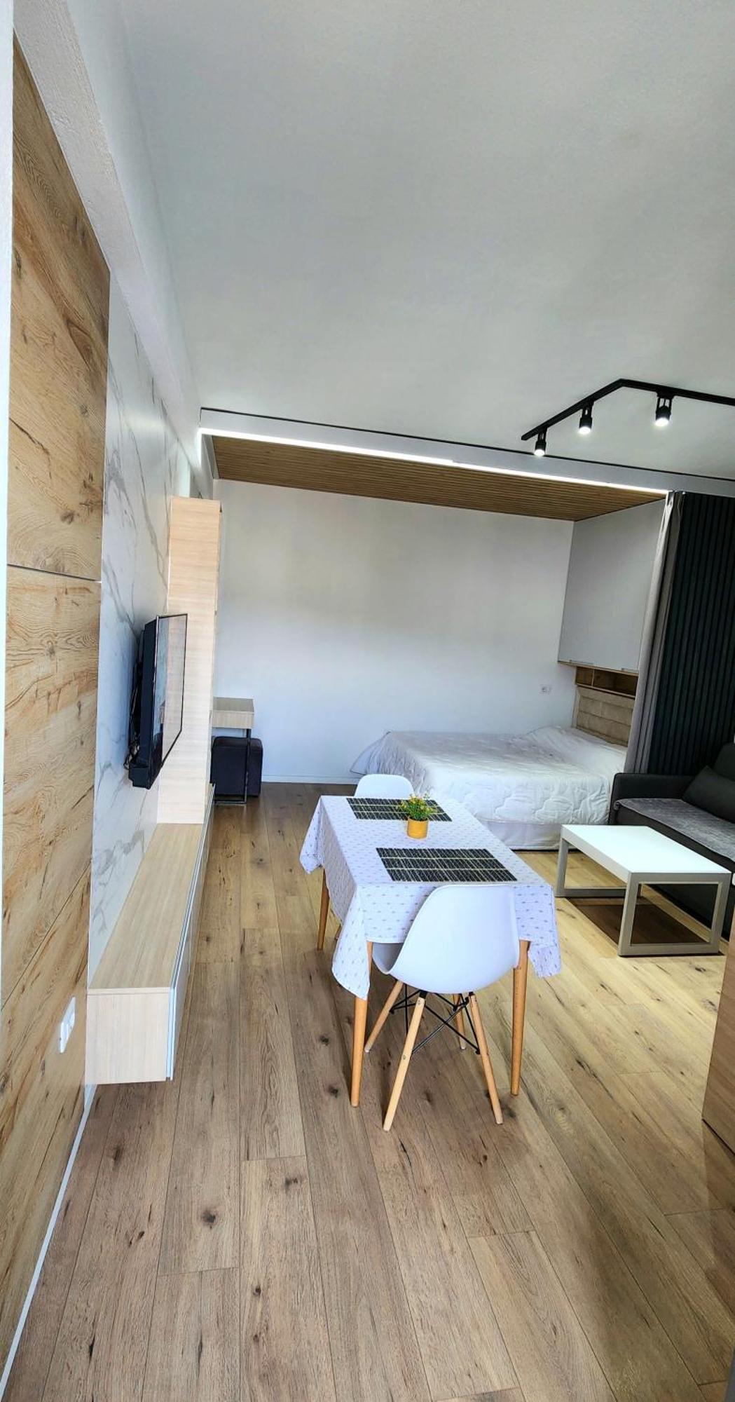 Avalona Apartment 1 فلورا المظهر الخارجي الصورة